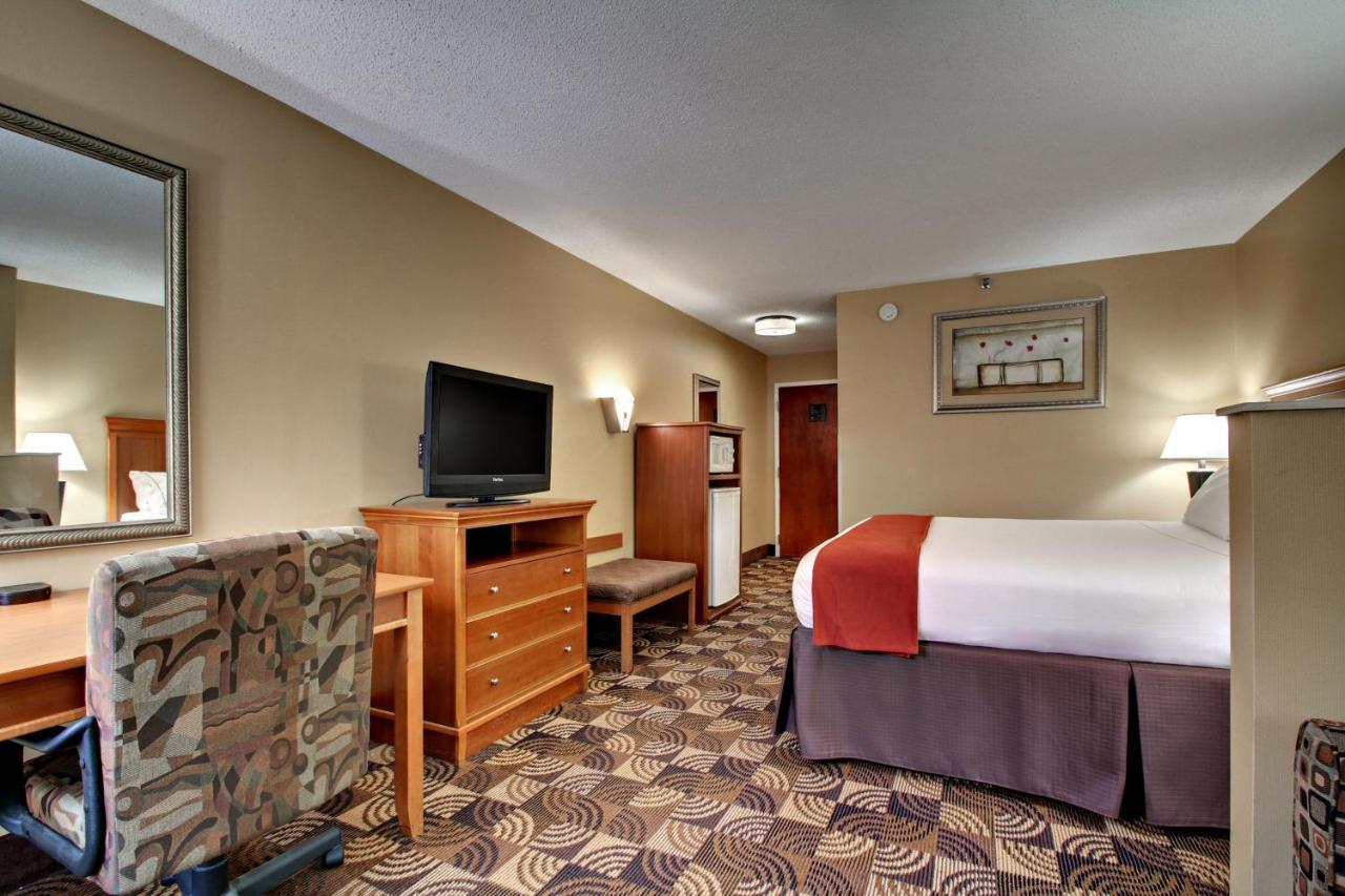 Holiday Inn Express Hurricane Mills Waverly By Ihg Номер фото