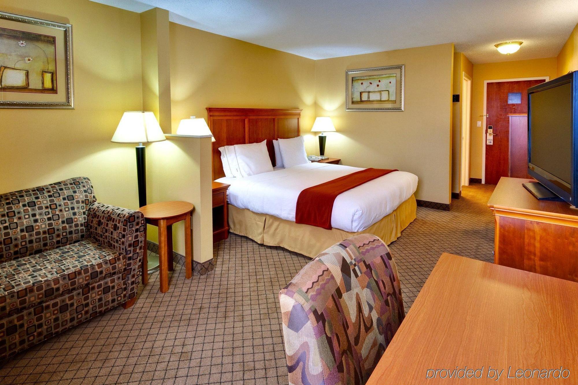Holiday Inn Express Hurricane Mills Waverly By Ihg Экстерьер фото