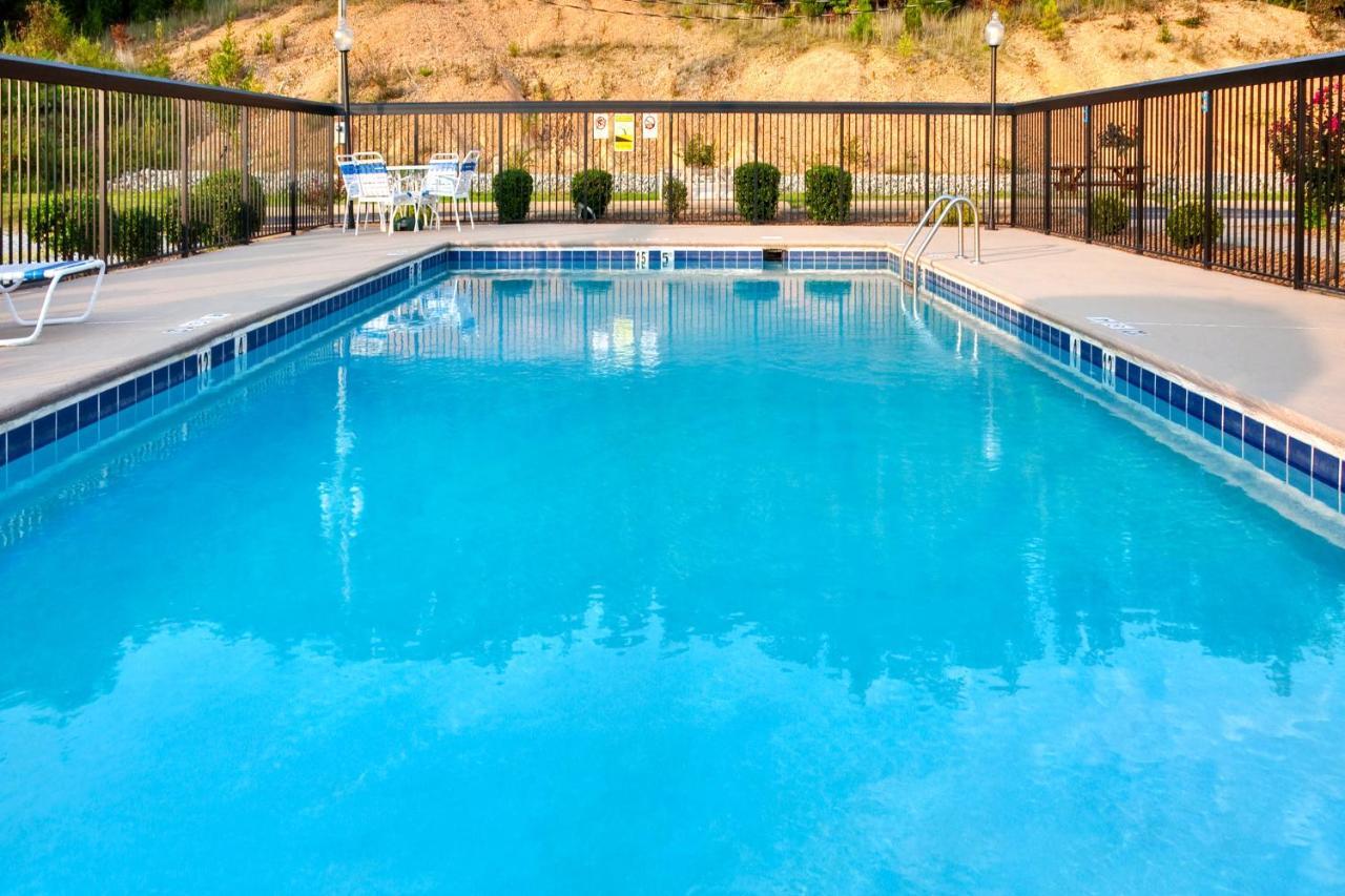 Holiday Inn Express Hurricane Mills Waverly By Ihg Экстерьер фото